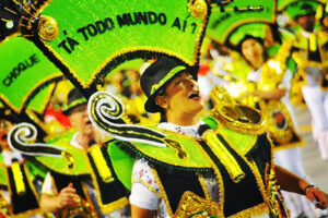 Veja imagens do desfile da Tradição Albertinense