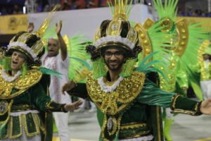 Veja alguns cliques do desfile da São Miguel