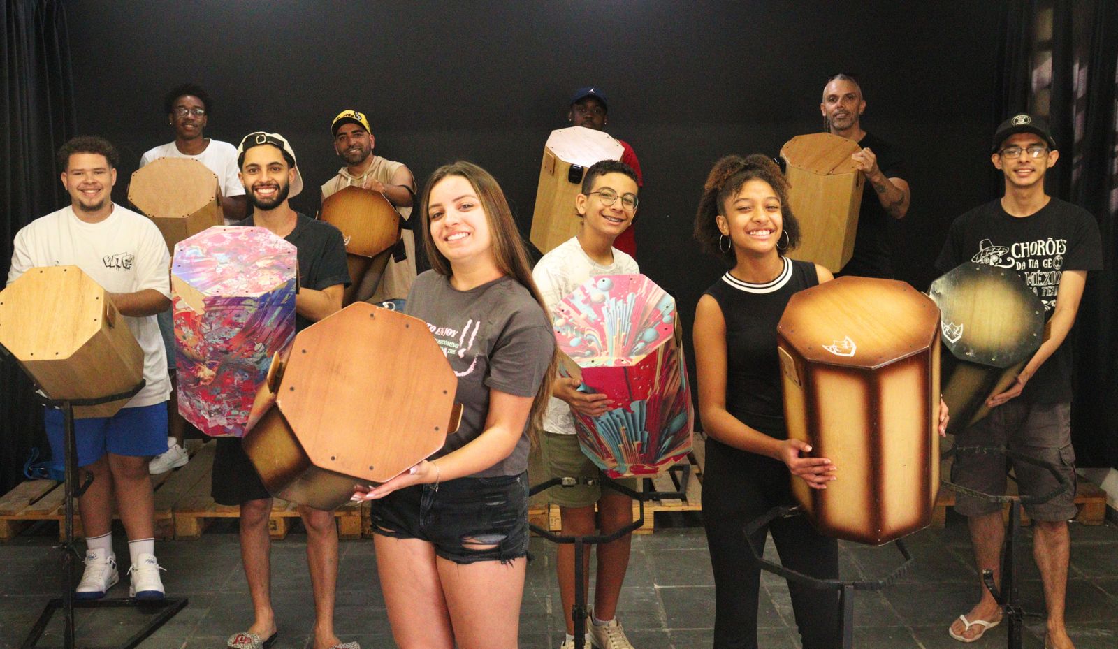 Read more about the article Instituto lança oficina de percussão com instrumento utilizado na bateria da X-9