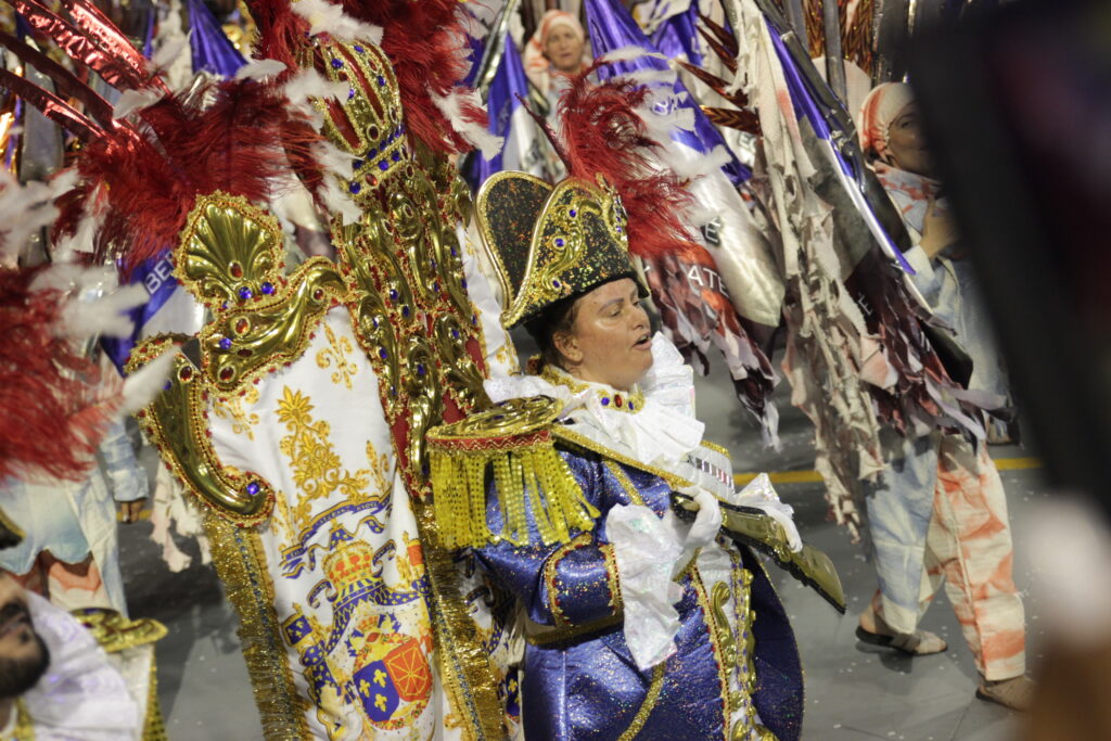 Canto forte e alegorias repaginadas marcam o desfile da Tatuapé IMG 1470